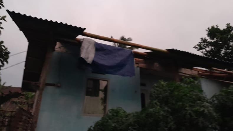 Puting Beliung Terjang Cidahu Sukabumi, 126 Rumah Rusak di 2 Desa
