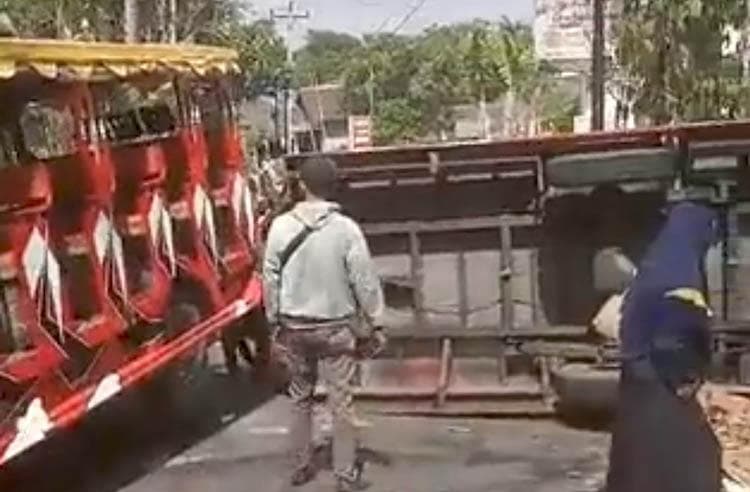 Kecelakaan Kereta Kelinci di Prambanan, 8 Orang Dilarikan ke Rumah Sakit