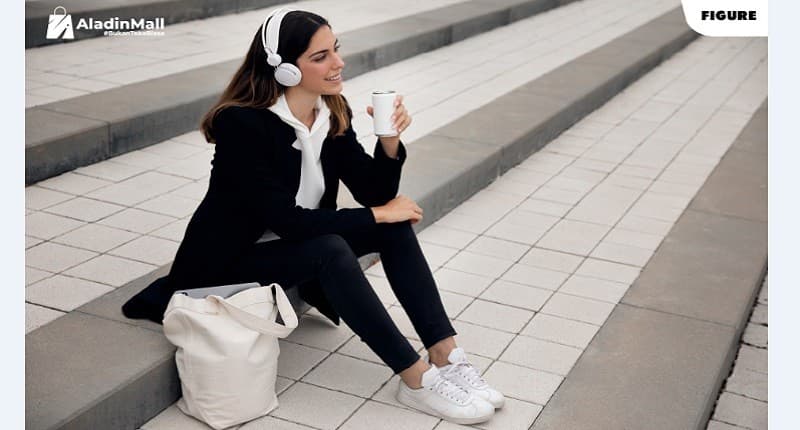 Bikin Sepatu Putih Lebih Istimewa Pakai Outfit Ini!