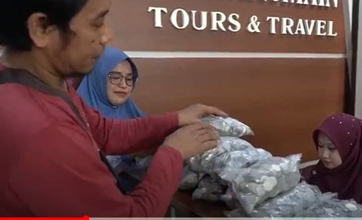 Kisah Suami Istri di Cilegon Bisa Berangkat Umrah Pakai Uang Koin 2 Karung