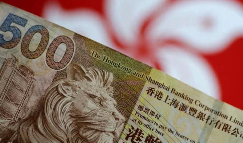 Turis Ini Kehilangan Uang 48.500 Dolar Hong Kong di Pesawat, Ditukar Duit Rupiah Rp2.000