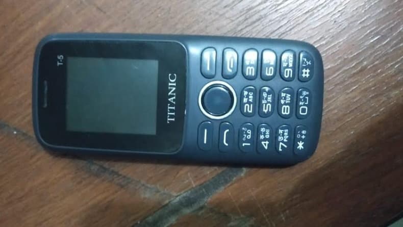 Polisi Kembali Temukan HP Milik Imigran Rohingya, Merek Titanic