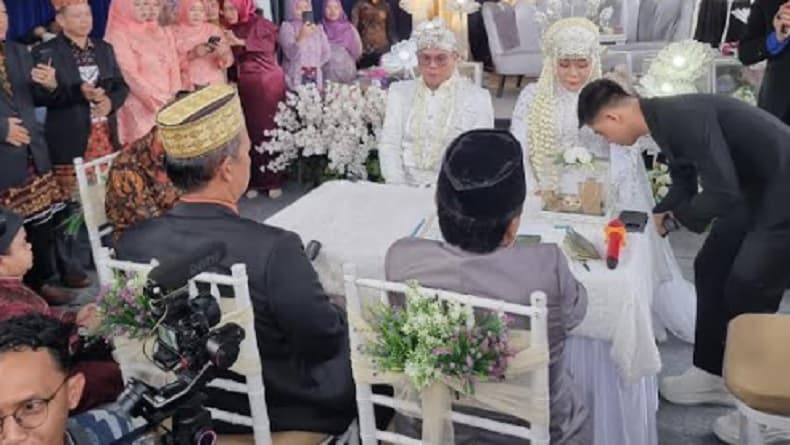 Nikahi Dokter asal Lampung, Andika Kangen Band Ciptakan Lagu Spesial Berjudul Dengar Ayuku