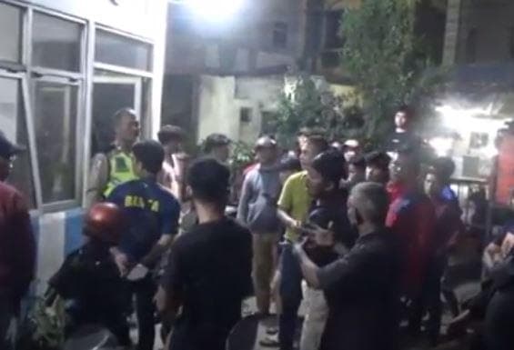 Kecelakaan di Medan, Mobil Double Cabin Tabrak 4 Motor 1 Kritis