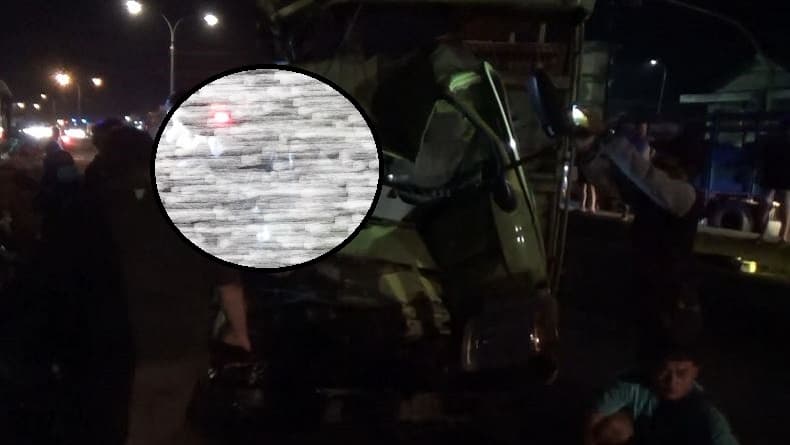 Kecelakaan Beruntun Bus Tabrak Pikap dan Truk di Jombang, 2 Orang Tewas Terjepit
