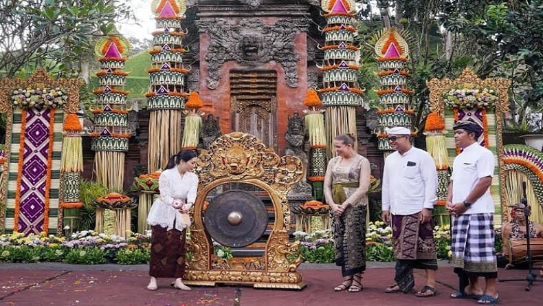Angela Tanoesoedibjo: Tri Hita Karana Jadi Modal Penting Perkembangan Pariwisata Regeneratif di Bali