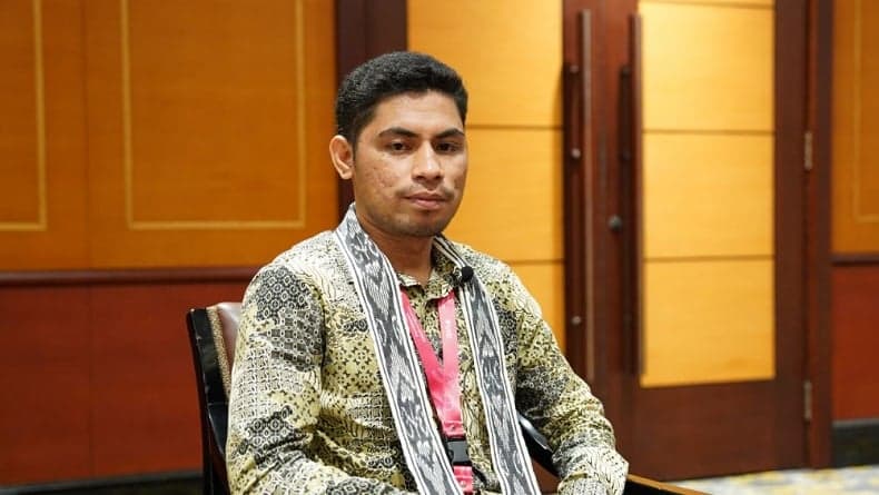 Kisah Inspiratif Boymaira Suat, Anak petani asal Pulau Buru Dapat Beasiswa S2 Ilmu Hukum UGM