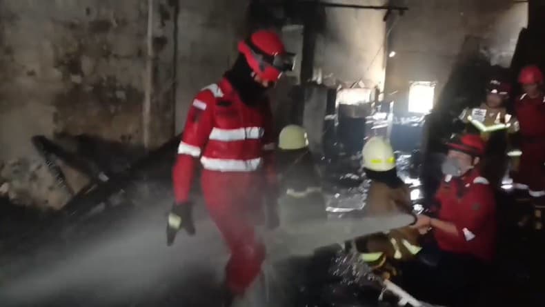 Ruko Tempat Bengkel Variasi Motor di Bengkulu Hangus Terbakar