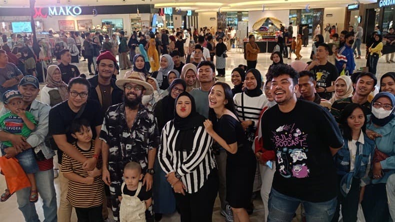 Pemain Arab Maklum 2 Meriahkan Meet and Greet di CCM Bogor, Pengunjung Berkesempatan Foto Bareng 