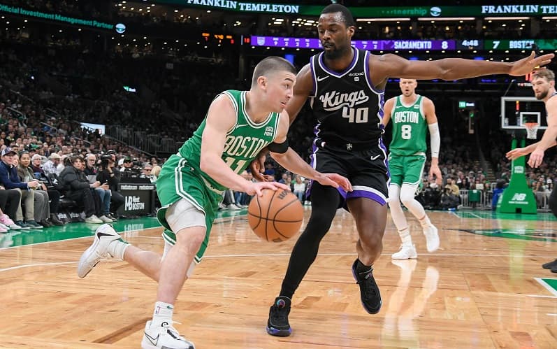 Hasil Lengkap NBA Hari Ini: Celtics Menang Tipis, Bucks dan Warriors Tumbang