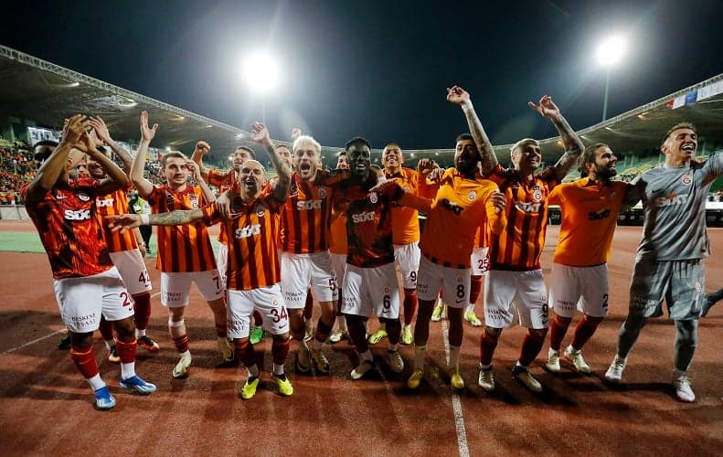 Galatasaray Juara Piala Super Turki usai Hanya Main 1 Menit Vs Fenerbahce