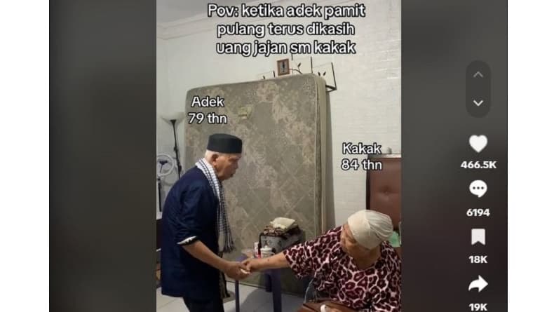 Viral Momen Kakak Beri Uang Jajan ke Adik sebelum Pulang, Sama-Sama Sudah Sepuh