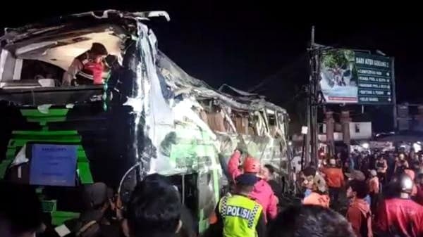 Kecelakaan PO Trans Putera Fajar Tewaskan 11 Orang, Ini Harus Diperhatikan saat Memilih Bus Pariwisata