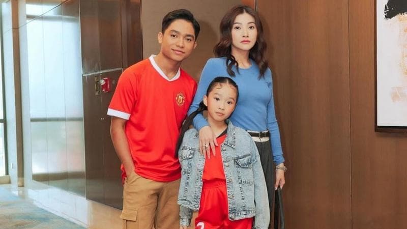 Sarwendah Bagikan Momen Haru saat Betrand Peto Pulang Kampung, Thalia Memeluk sang Kakak sambil Nangis