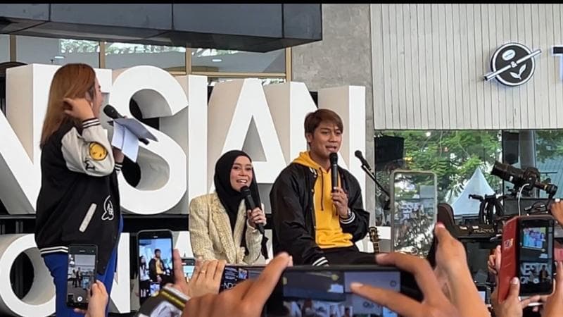 Lesti Kejora dan Rizky Billar Kompak Hibur Fans di Acara Meet and Greet RCTI 