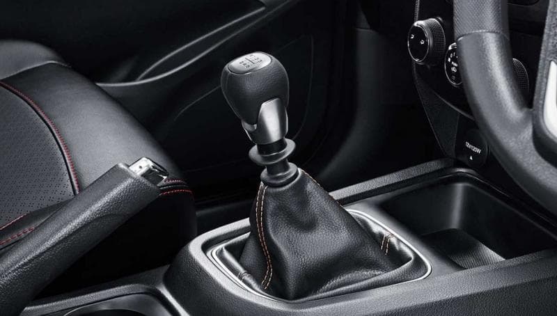 Gigi Mobil Tiba-Tiba Loncat Jangan Anggap Sepele, Ini Penyebabnya