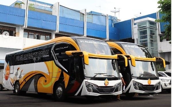 Karoseri New Armada Rilis 2 Bus Mewah Skylander R22, Siapa yang Pesan?