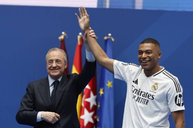 Pidato Menyentuh Presiden Real Madrid Sambut Kylian Mbappe, Sebut Nama Zinedine Zidane 