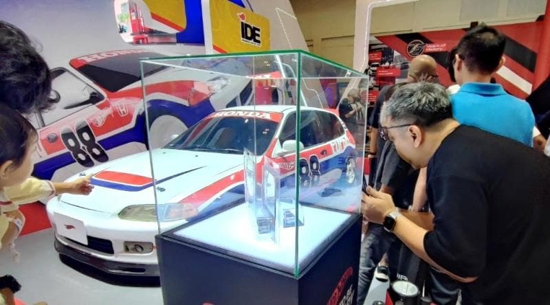 Honda Civic Estilo Kolaborasi Hot Wheels Curi Perhatian di GIIAS 2024, Jadi Model Ikonik