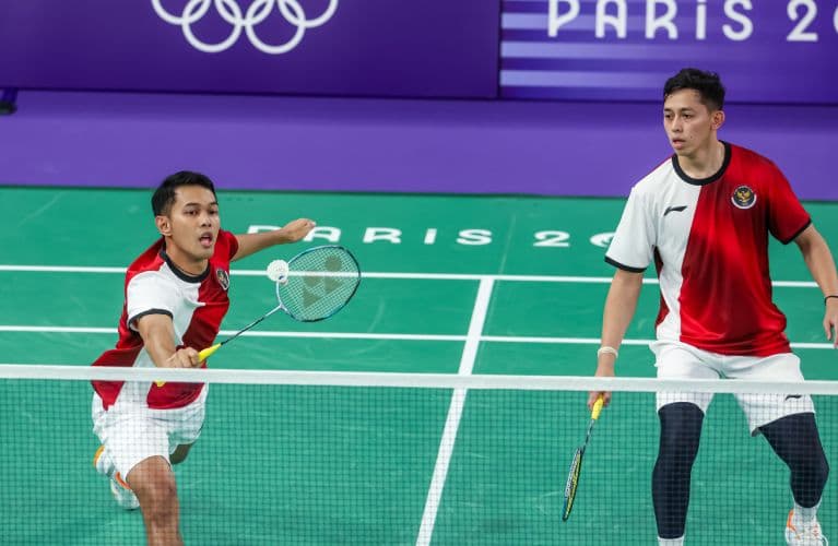 Hasil Bulu Tangkis Olimpiade 2024: Fajar/Rian Pastikan ke Perempat Final usai Sikat Tuan Rumah 