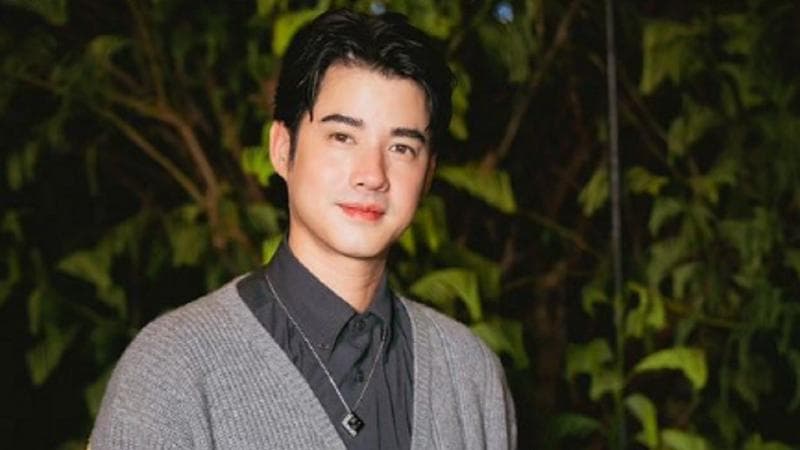 Tiba di Jakarta, Intip Gaya Keren Aktor Thailand Mario Maurer 