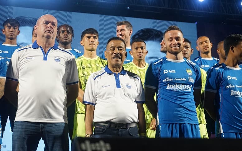 Penampakan Jersey Baru Persib untuk Musim 2024-2025, Segini Harganya Penampakan Jersey Baru Persib untuk Musim 2024-2025, Segini Harganya