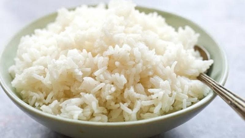 6 Cara Masak Nasi agar Lebih Sehat, Dijamin Enak dan Rendah Kalori  