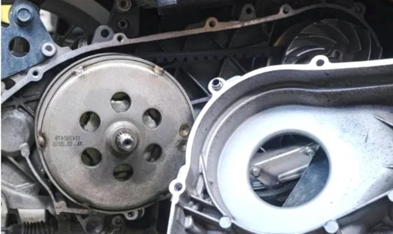 5 Kebiasaan Buruk Penyebab CVT Motor Matik Cepat Rusak, Nomor 2 Sering Tidak Disadari