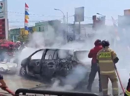 Detik-detik Mobil Terbakar usai Isi BBM di SPBU Bengkulu, 3 Orang Nyaris Terjebak