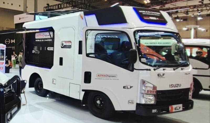 Kenali Kode Lampu Sein Biasa Diberikan Sopir Bus dan Truk, Awas Jangan sampai Nyeruduk