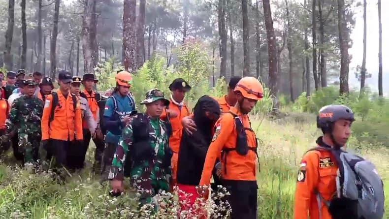 Kronologi Naomi Daviola Pendaki Gunung Slamet Ditemukan usai Hilang 2 Hari