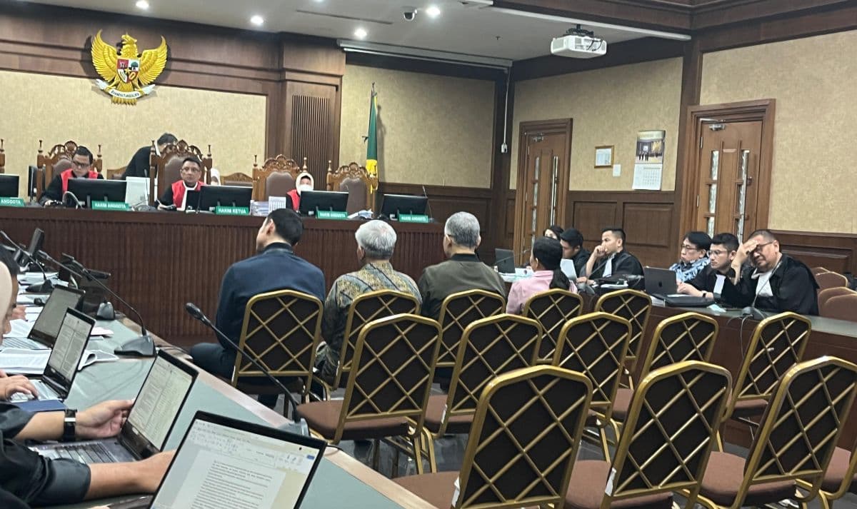 Sidang Korupsi Timah, JPU Tak Bisa Menjawab Pertanyaan Hakim Soal Kerugian Rp271 Triliun Sidang Korupsi Timah, JPU Tak Bisa Menjawab Pertanyaan Hakim Soal Kerugian Rp271 Triliun