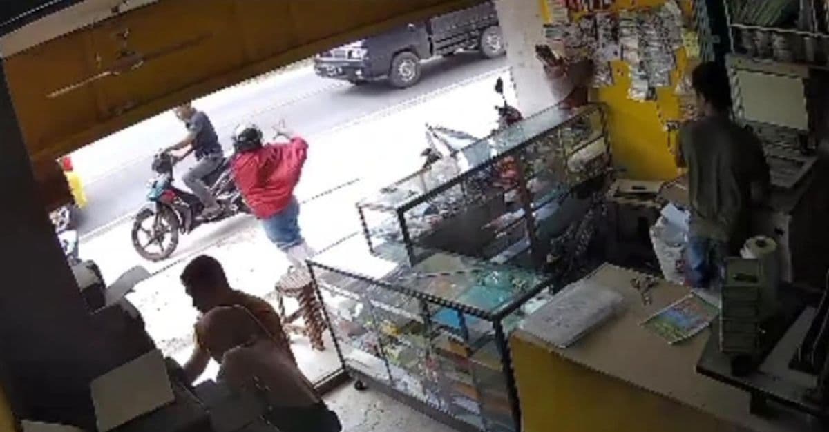 Terekam CCTV, Aksi Ibu Hamil Kejar Maling Motor hingga Jatuh Tersungkur