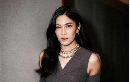 Serunya Dian Sastro Liburan di Tokyo: Nonton Konser Billie Eilish hingga Berburu Mochi