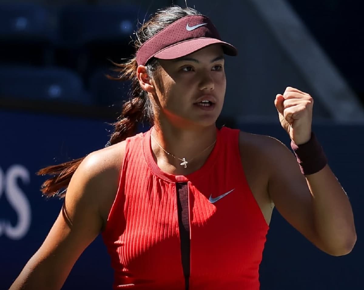 Kisah Petenis Supercantik Emma Raducanu, Puji Habis Indonesia Janice Tjen Usai Berhadapan di US Open 2025