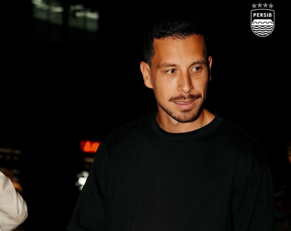 Adu Gaji Thom Haye dengan Federico Barba di Persib Bandung, bak Bumi dan Langit? Adu Gaji Thom Haye dengan Federico Barba di Persib Bandung, bak Bumi dan Langit?