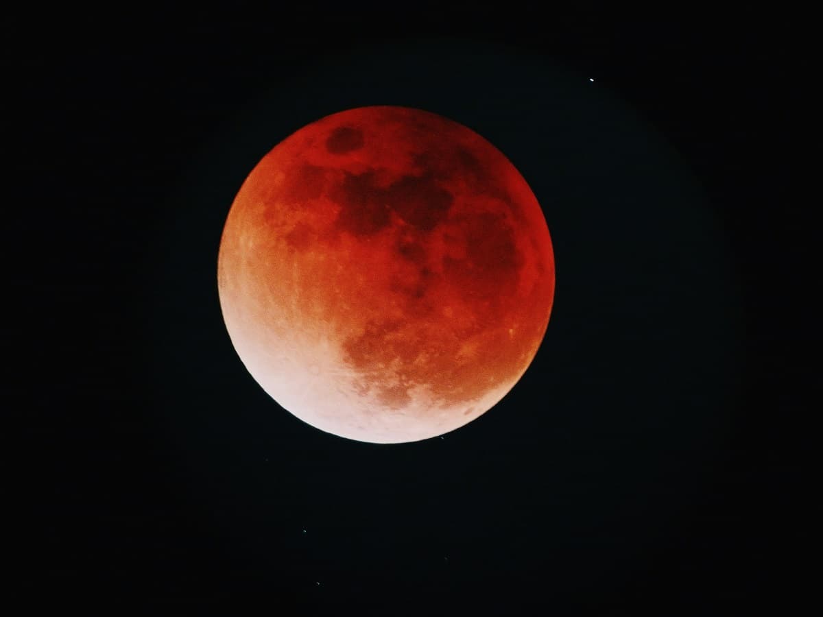 Bulan Merah Darah Akan Terlihat di Langit Indonesia Pekan Ini, Catat Waktunya Bulan Merah Darah Akan Terlihat di Langit Indonesia Pekan Ini, Catat Waktunya