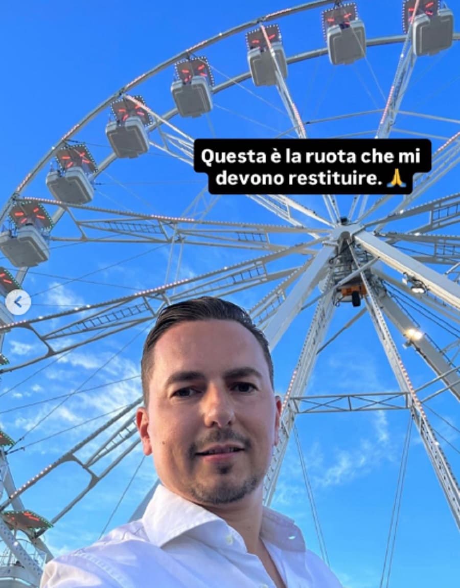 Viral! Bianglala Jorge Lorenzo Diduga Hilang Dicuri, Harganya Rp19 Miliar Lebih!