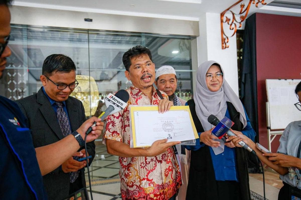 Pegang Salinan Ijazah Jokowi, Bonatua: Ini Dokumen untuk Publik