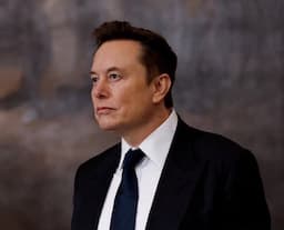 Tesla Setujui Paket Gaji Rp16,686 Triliun untuk Elon Musk