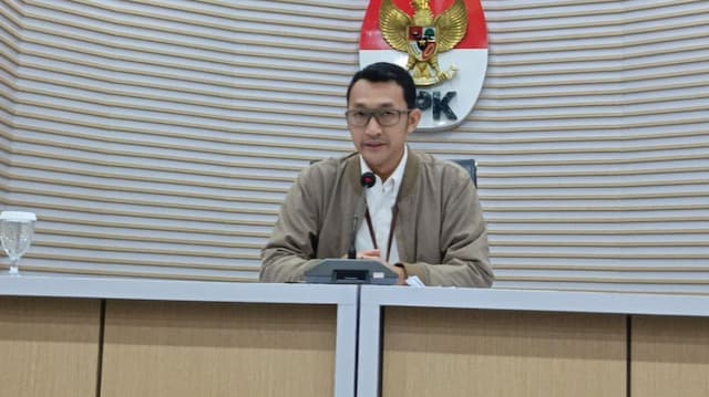 KPK Geledah Rumah Dinas Gubernur Riau, Sita CCTV hingga Dokumen KPK Geledah Rumah Dinas Gubernur Riau, Sita CCTV hingga Dokumen