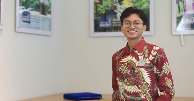 Kisah Unik Mahasiswa Ini Jadi Lulusan Terbaik IPB Gegara Cabai Warna Ungu