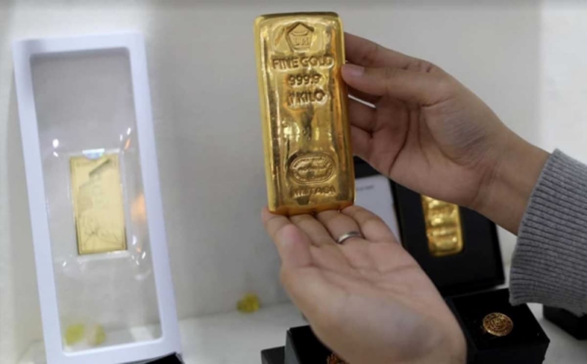 Harga Emas Antam Meroket Rp27.000, Segram Tembus Rp2.515.000
