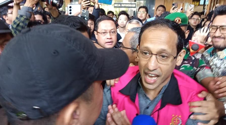 Pengacara Ngamuk Usai Nadiem Digiring Paksa karena Dilarang Beri Keterangan ke Media