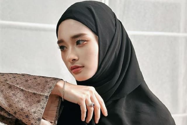 Inara Rusli Kehilangan 90 Persen Job Imbas Dilaporkan Wardatina Mawa