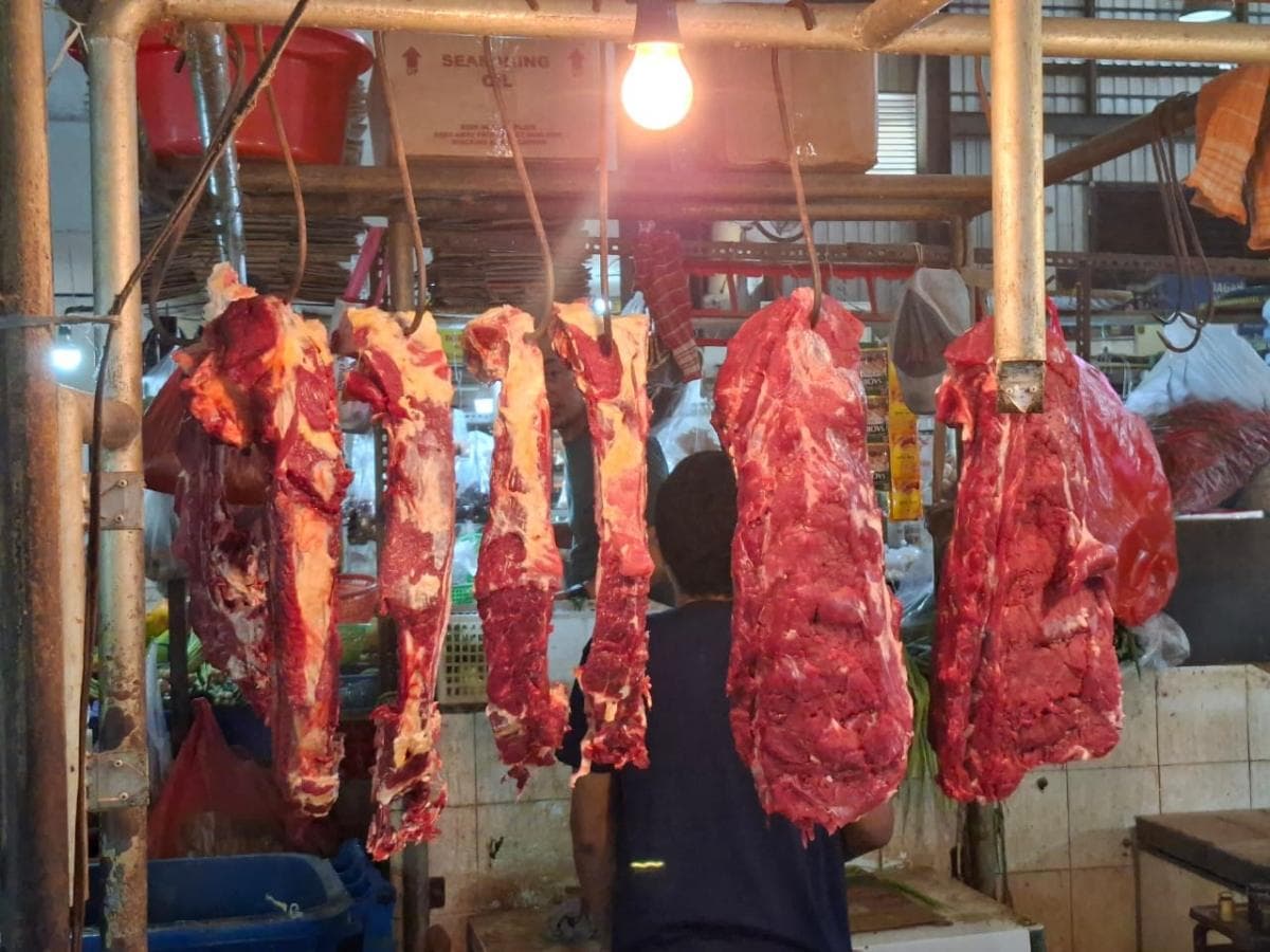 Stok Daging dan Bahan Pokok Aman Jelang Puasa dan Lebaran 2026