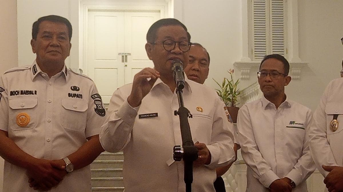 Sampah di Tangsel Menggunung, Pramono ke Andra Soni: Saya Angkutin!