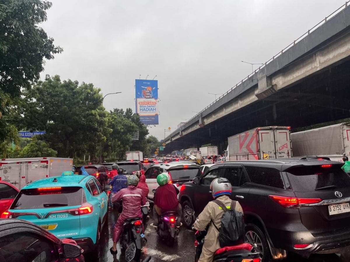 Jumlah Pengangguran di Indonesia Turun Jadi 7,35 Juta Orang per November 2025