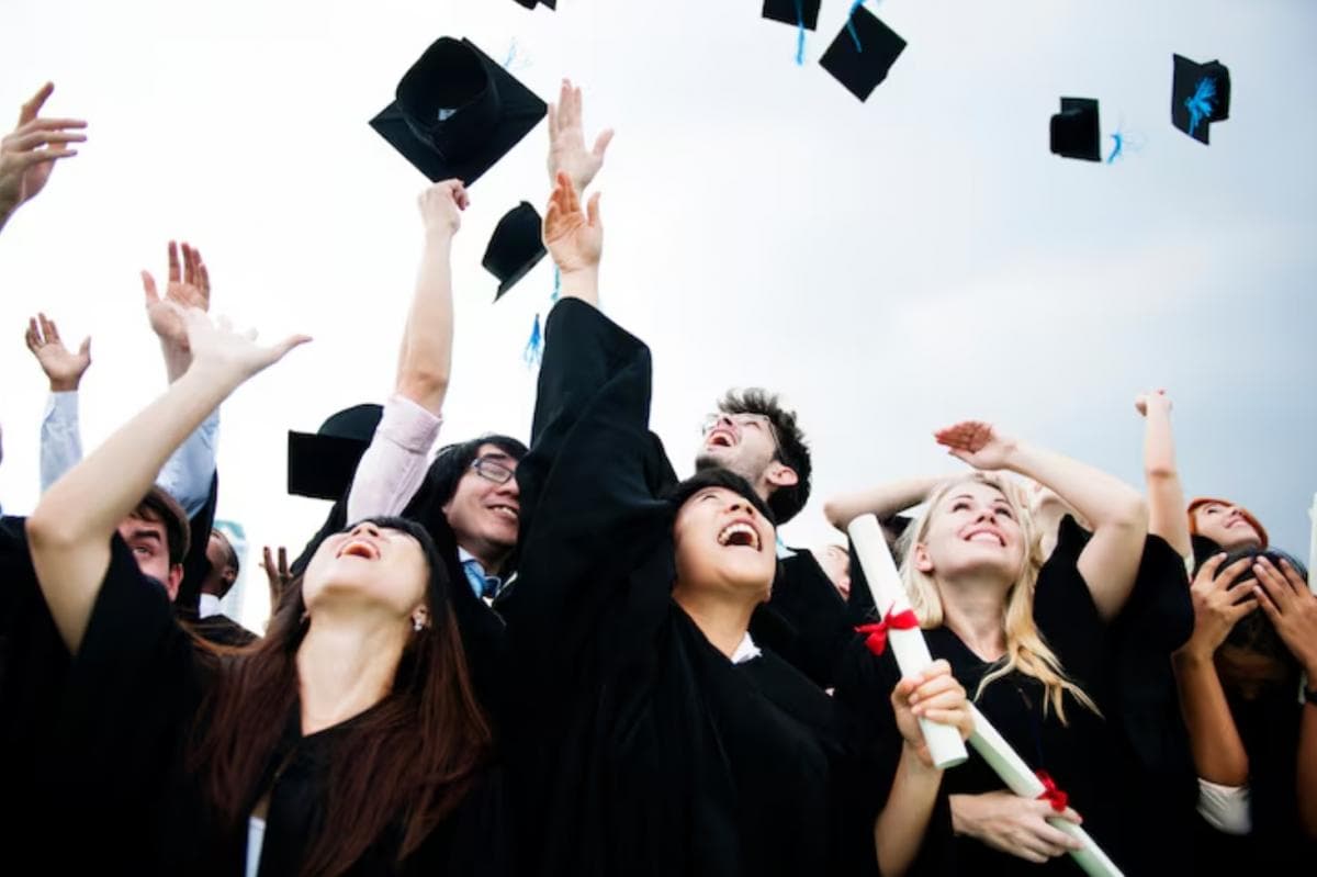 Daftar 5 Jurusan Kuliah yang Dinilai Aman dari AI, Apa Saja?