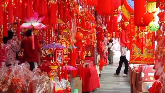Semarak Imlek 2026, dari Angpao hingga Kulineran di Kawasan Pecinan Glodok